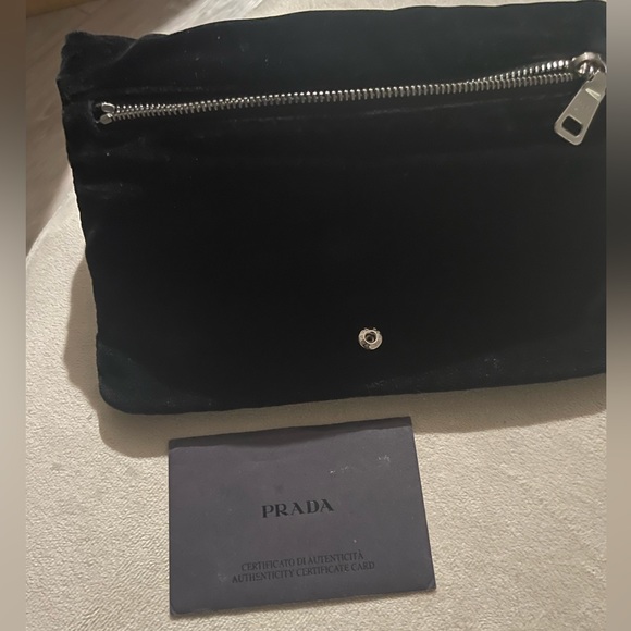 Prada wallet/clutch. - Picture 4 of 6
